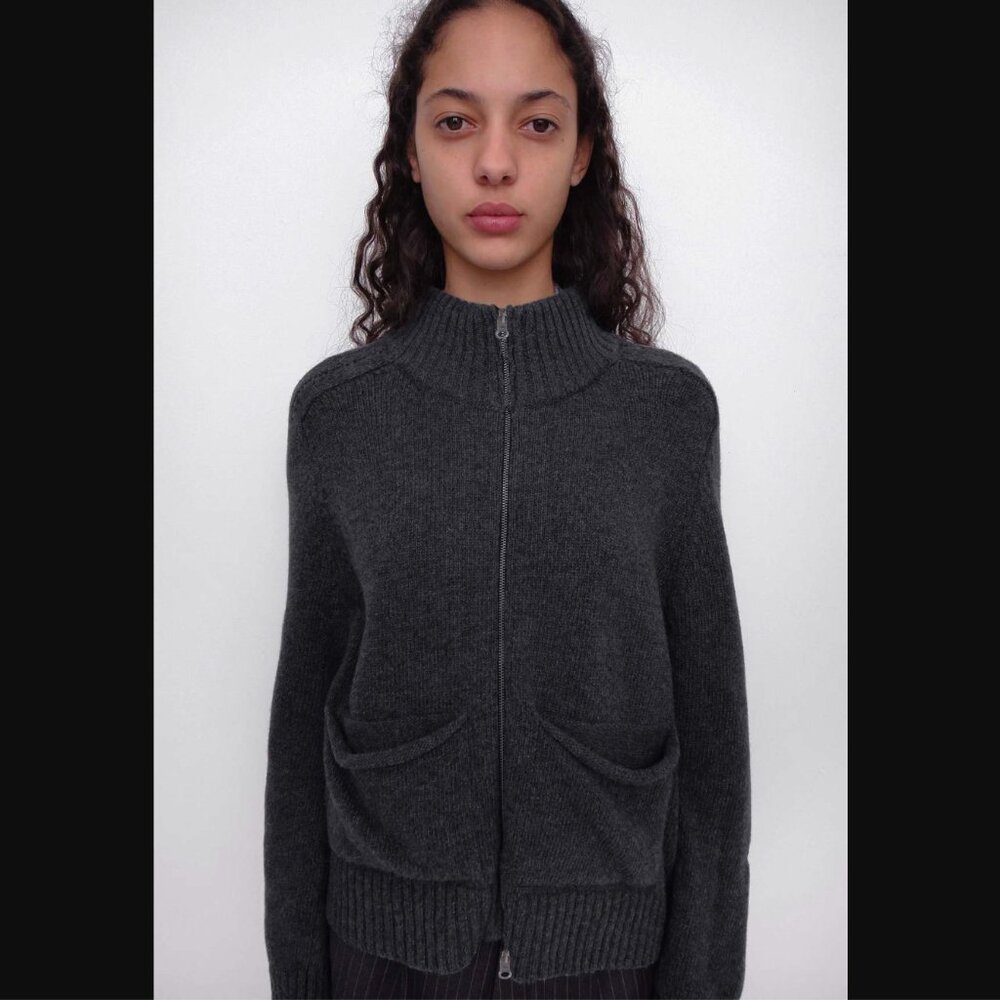 Gimaguas Gray Runner Sweater Jacket (100% Wool, size L) - Picture 7 of 15